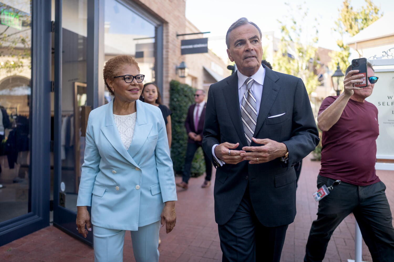 Former Bass opponent Rick Caruso now says he will vote for her reelection as mayor