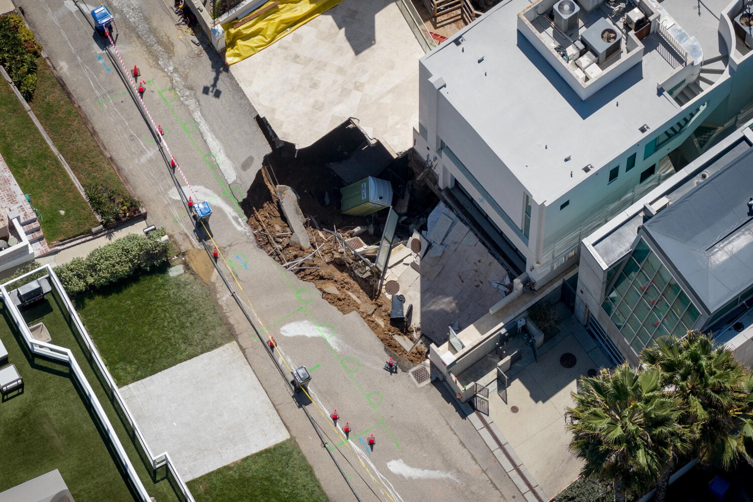 Nicolas Cage battles sinkhole that threatened his Malibu home